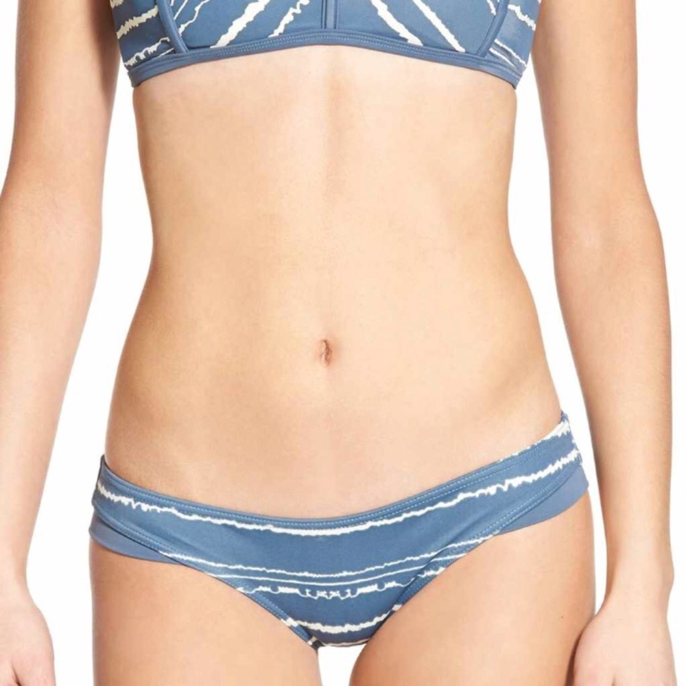 RVCA - NEW w/ TAGS